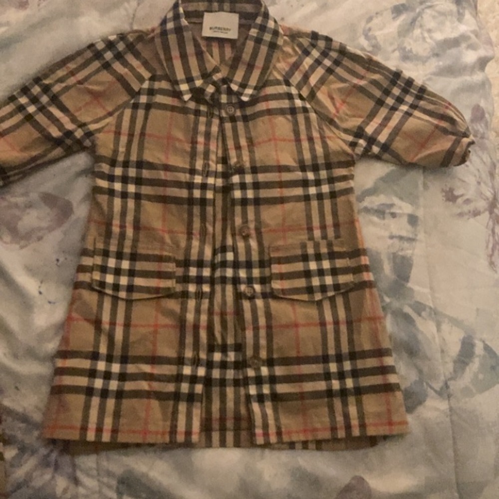 Toddler Burberry dress and shoes.